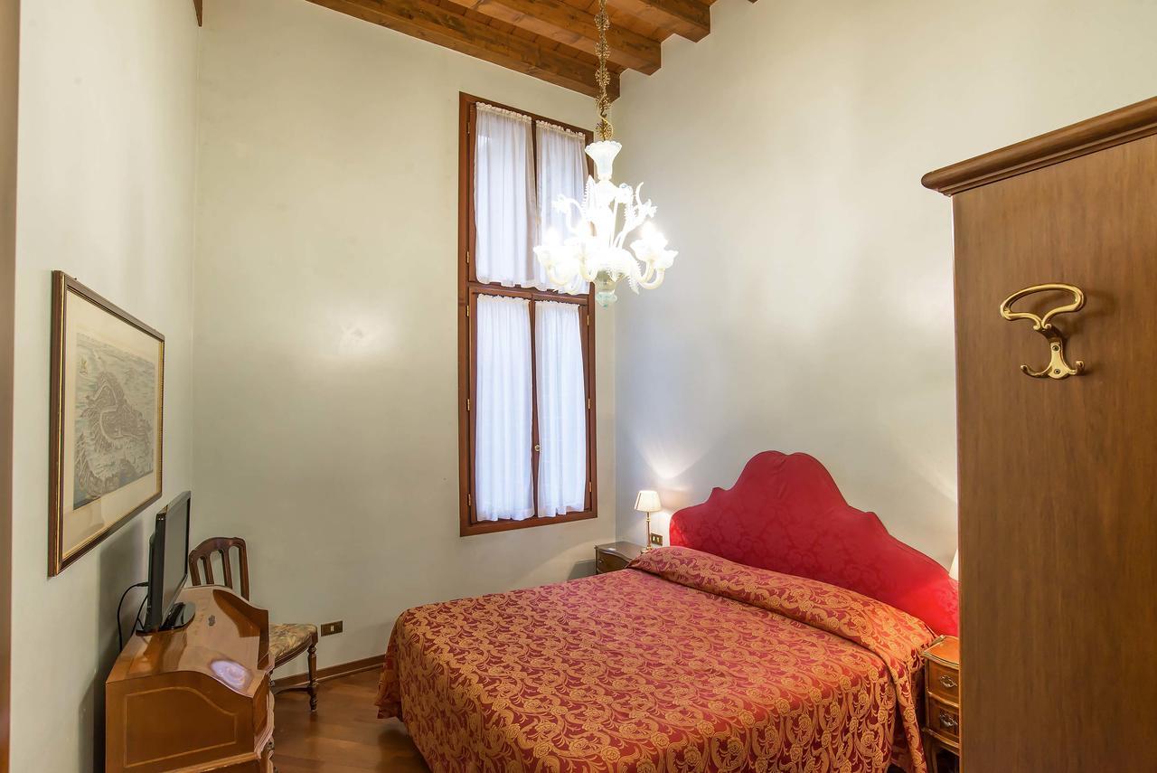 Hotel Piccola Fenice Βενετία Εξωτερικό φωτογραφία